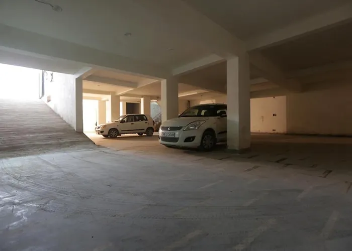 Galaxy Hotel New Delhi